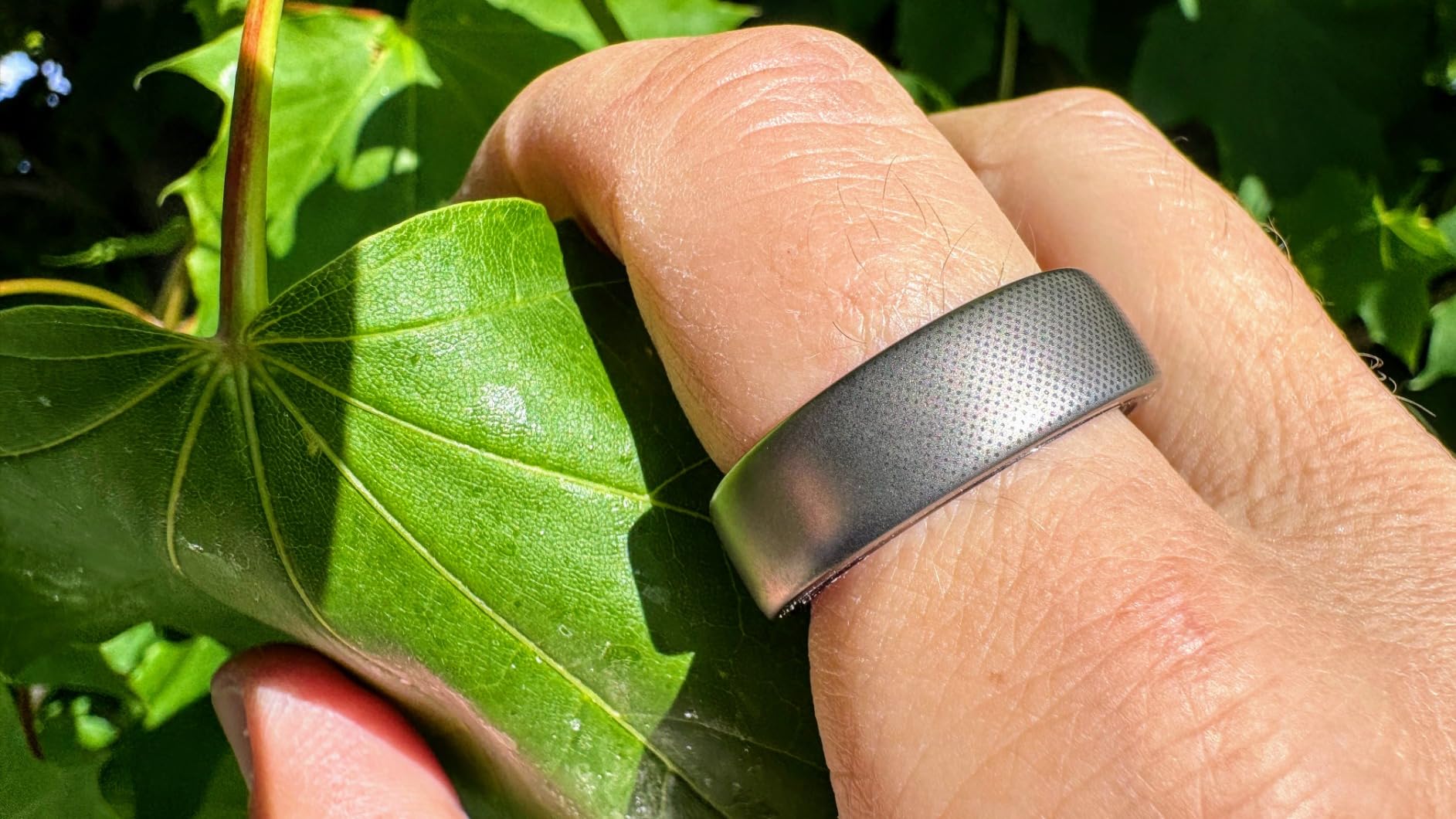 Amazfit Helio Ring Inteligente de Salud, Anillo Rastreador de Fitness, Sin Suscripción, Monitorea el Sueño, la Frecuencia Cardíaca y el Estrés, Aleación de Titanio, Carga Rápida de 1.4 Horas - Image 9