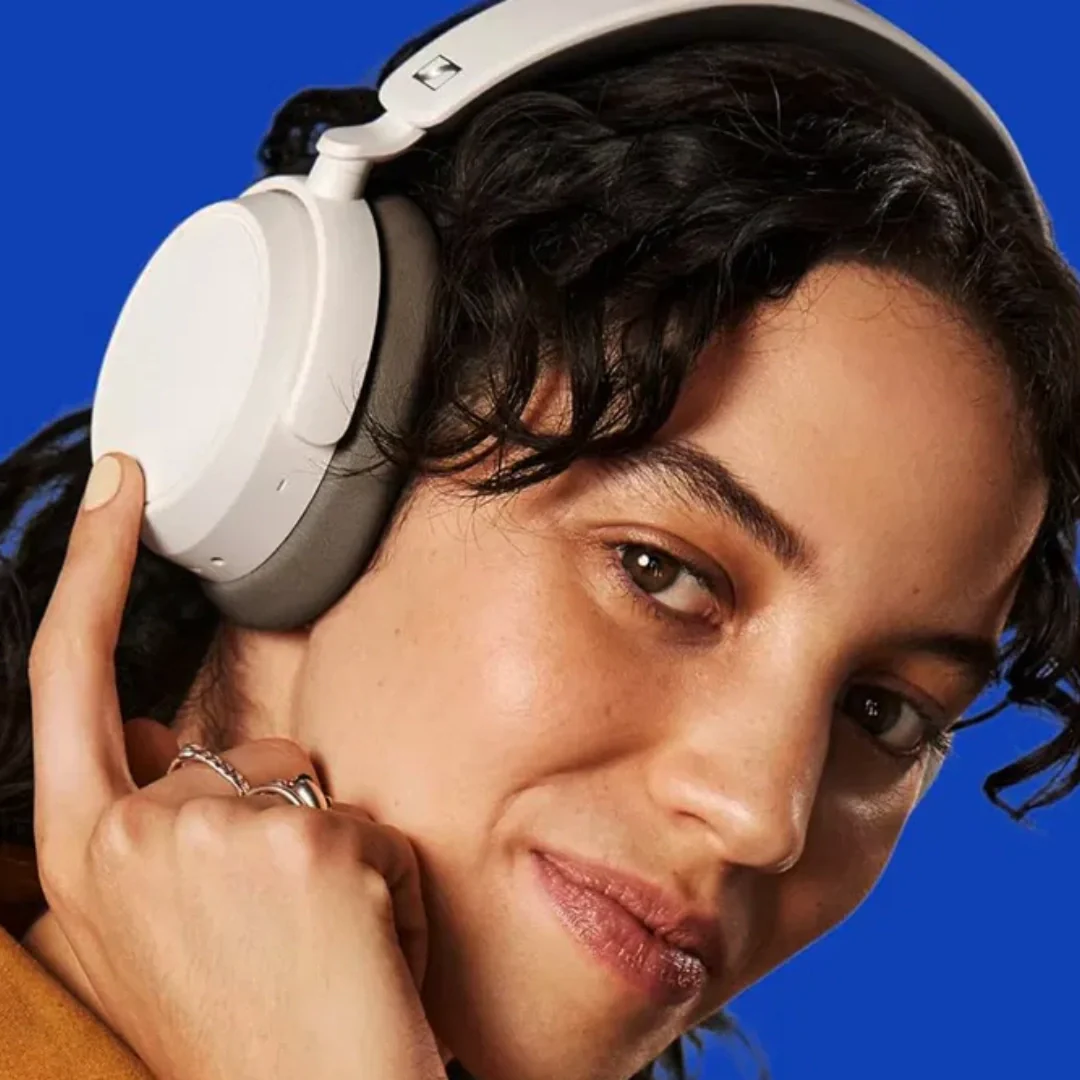 Sennheiser ACCENTUM plus Wireless Auriculares Con Bluetooth - Audio Función De Carga Rápida, Autonomía De 50 Horas Y Cancelación De Ruido Activa Híbrida Adaptativa - Blanco - Image 7