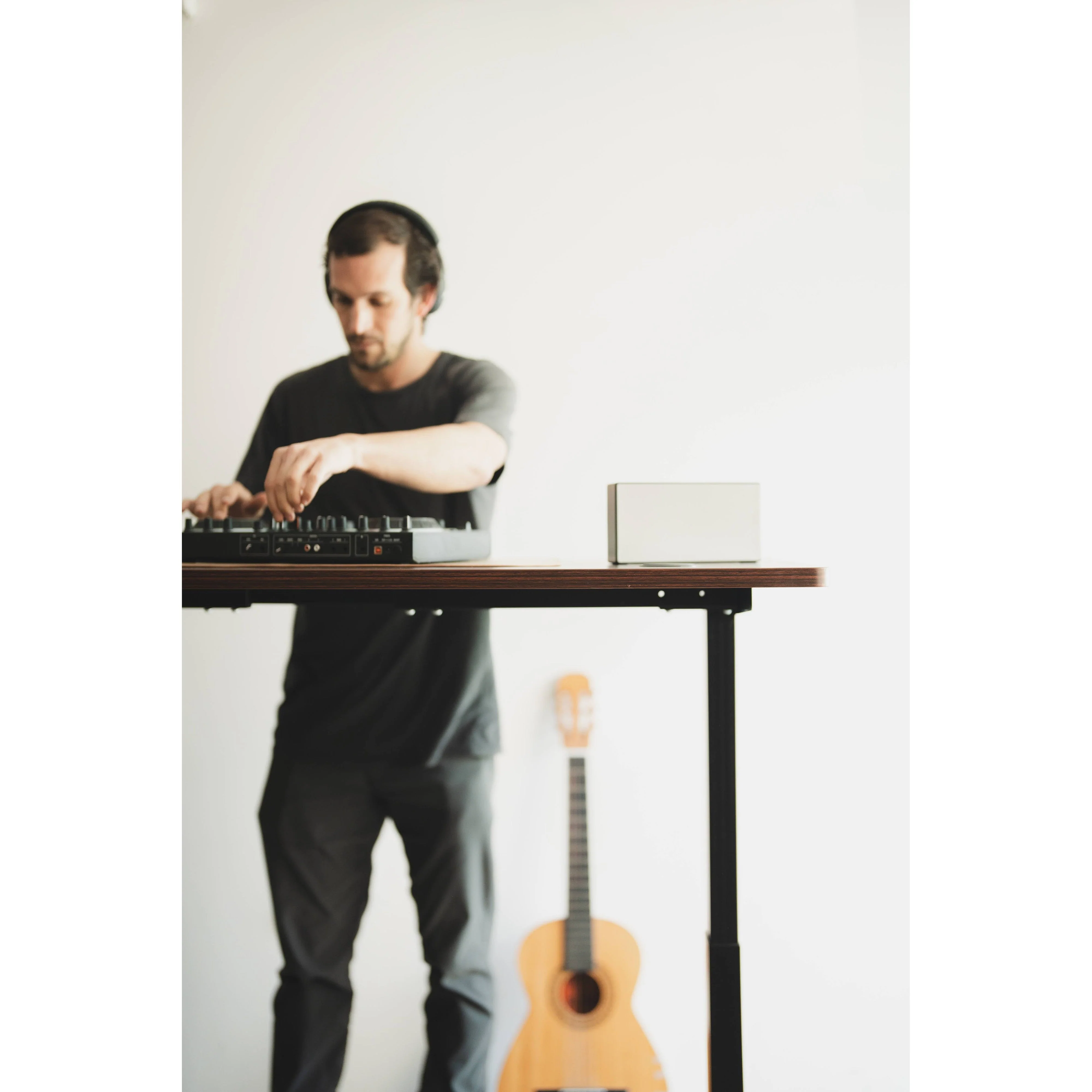Standing Desk 1.20 x 60 cm - Image 10